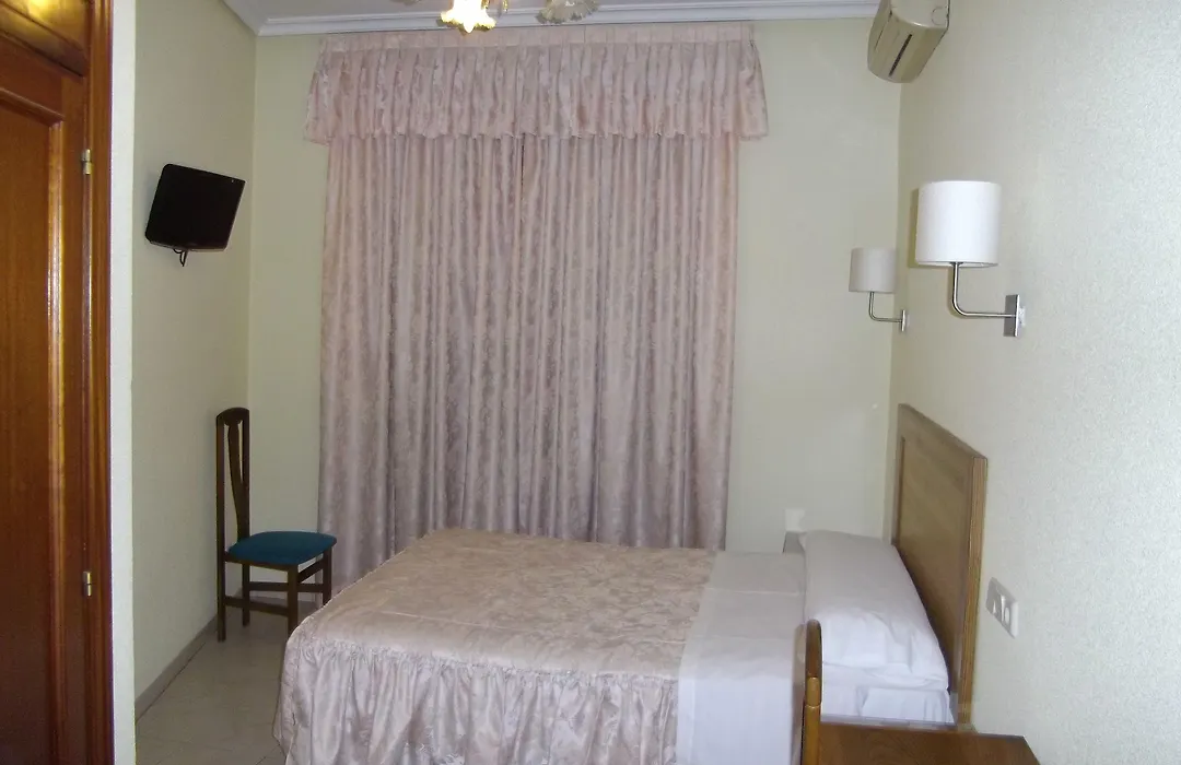 Hostal Rivera - Atocha-1